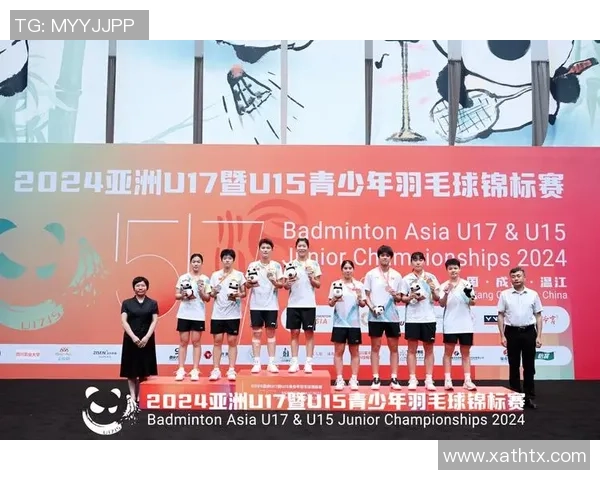 成都羽毛球队荣登全国配合排行榜第三名展现出色团队实力与默契配合 成都羽毛球队荣登全国配合排行榜第三名展现出色团队实力与默契配合